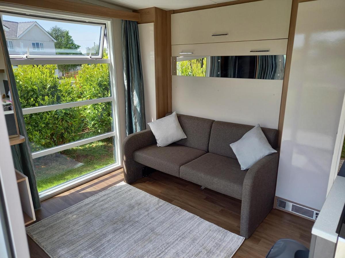 盖尔文 Luxury Pods At Mornest Caravan Park, Anglesey酒店 外观 照片